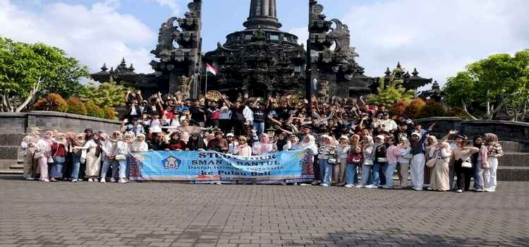 SMA N 3 BANTUL SINAU BUDAYA KE BALI KELAS XI